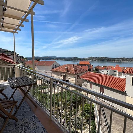 Piano Apartment Šibenik Extérieur photo