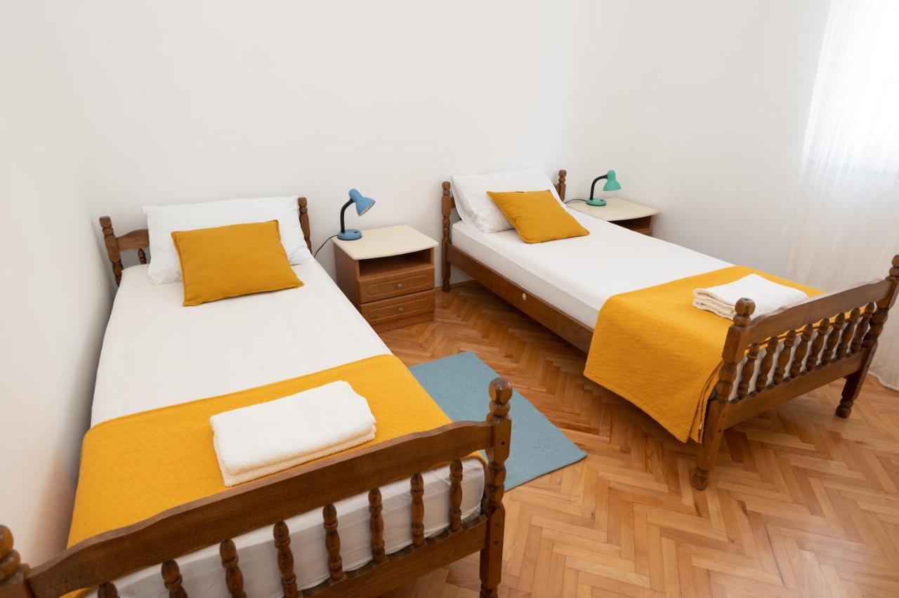 Piano Apartment Šibenik Extérieur photo