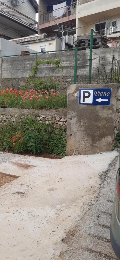 Piano Apartment Šibenik Extérieur photo